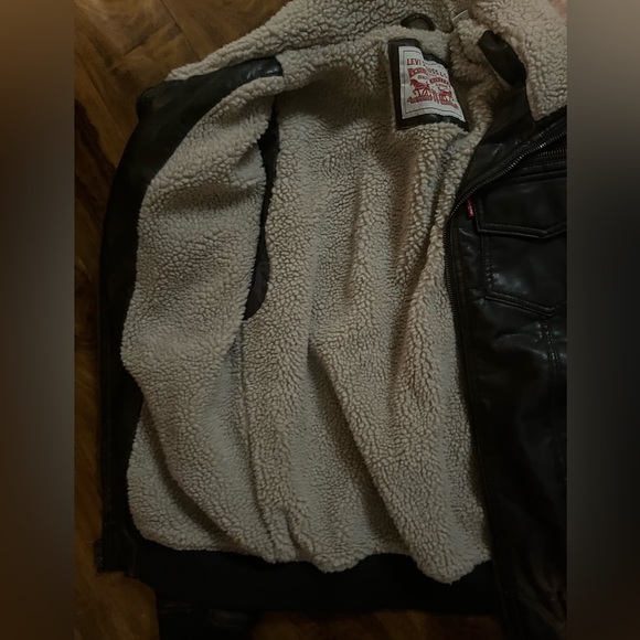 Levi Strauss Faux Leather Sherpa Lined Bomber Style Jacket Small - Picture 2 of 4